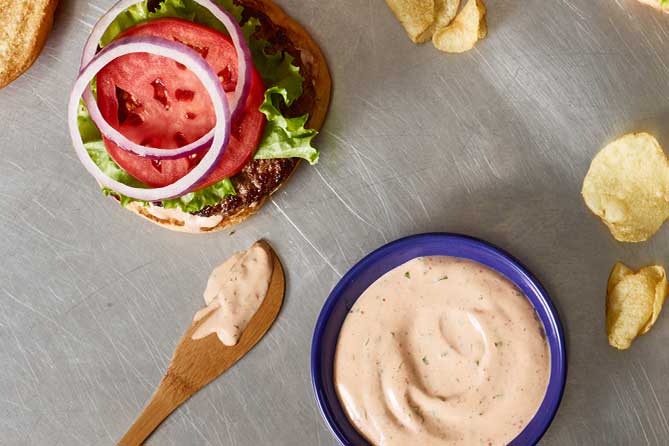 Chipotle Ranch Burger made with LAY'S® Kettle Cooked Potato Chips decoration image