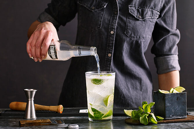 Lemon Berry Açai Mojito decoration image